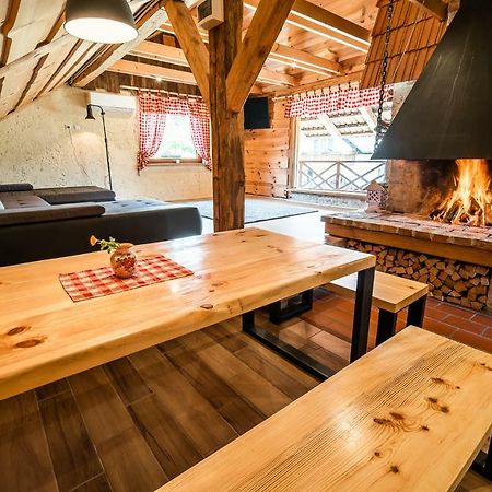 Dobova Apartment With Sauna Pr' Geci מראה חיצוני תמונה